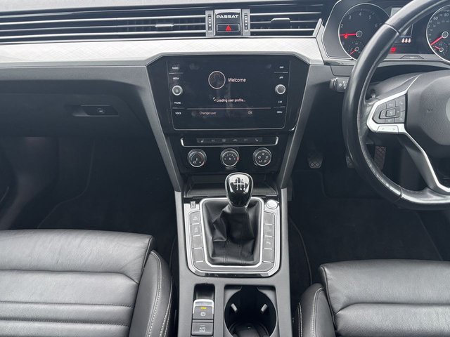 2019 VOLKSWAGEN PASSAT - Photo 12