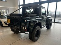 USED 2012 12 LAND ROVER DEFENDER 2.2 TDCi Pickup 2dr Diesel Manual 4WD SWB Euro 5 (122 ps) 