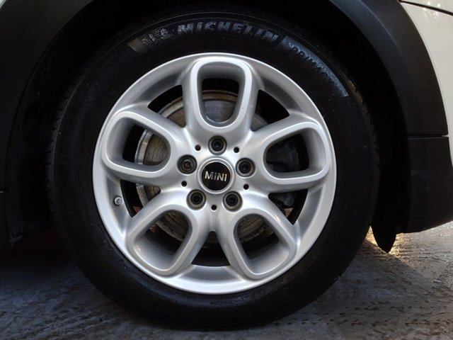 2019 MINI HATCH 1.5 One Classic Hatchback 3dr Petrol Manual Euro 6 (s/s) (102 ps) - Photo 12