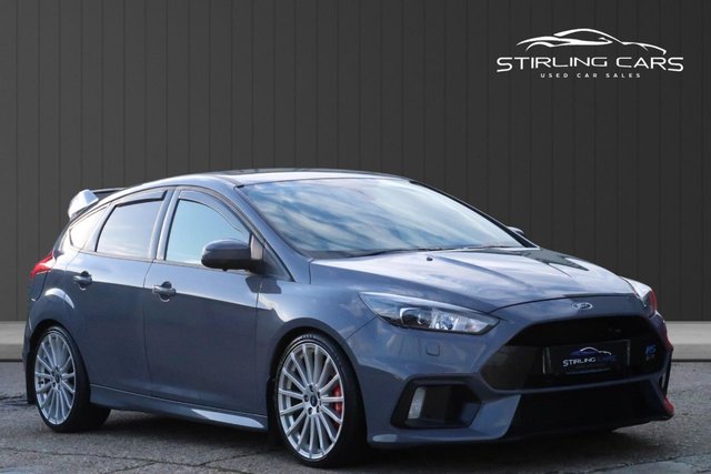 2017 Ford Focus 2.3L Rs 5dr - Photo 2