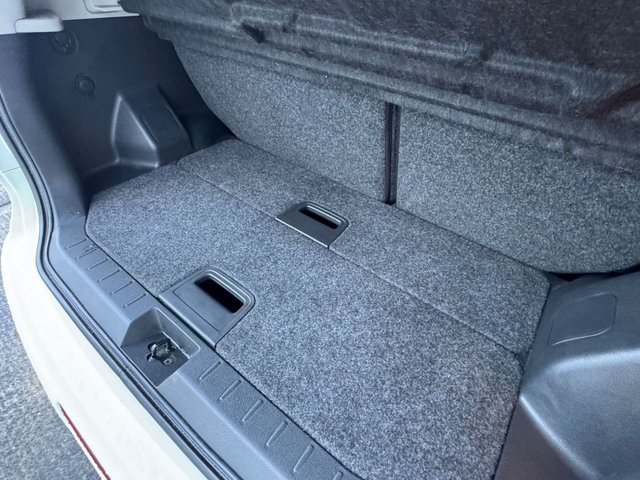 2012 Nissan Note 1.4L N-Tec+ 5dr - Photo 7