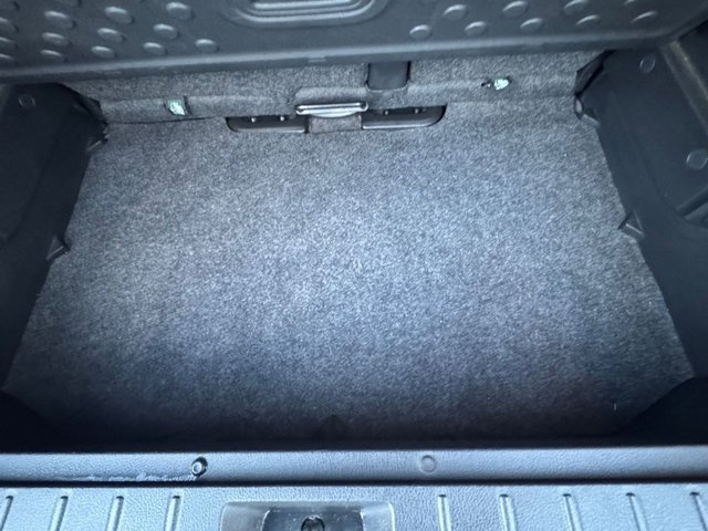 2012 Nissan Note 1.4L N-Tec+ 5dr - Photo 8