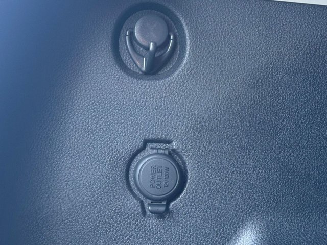 2012 Nissan Note 1.4L N-Tec+ 5dr - Photo 10