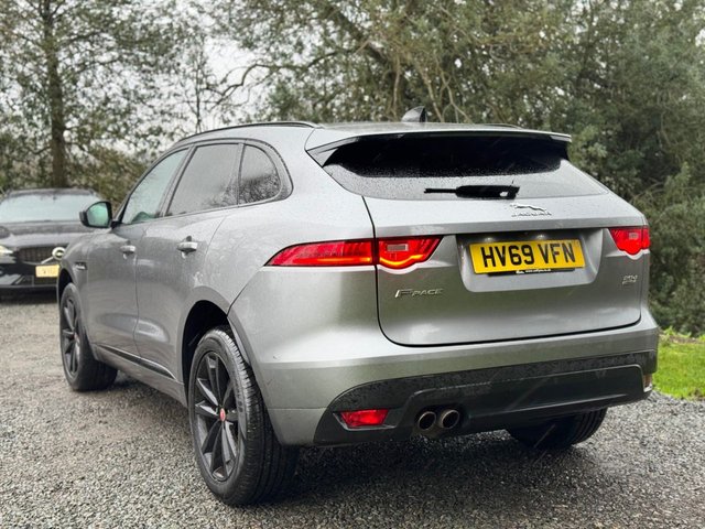 2019 JAGUAR F-PACE 2.0 D180 Chequered Flag SUV 5dr Diesel Auto AWD Euro 6 (s/s) (180 ps) - Photo 2