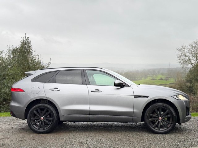 2019 JAGUAR F-PACE 2.0 D180 Chequered Flag SUV 5dr Diesel Auto AWD Euro 6 (s/s) (180 ps) - Photo 10