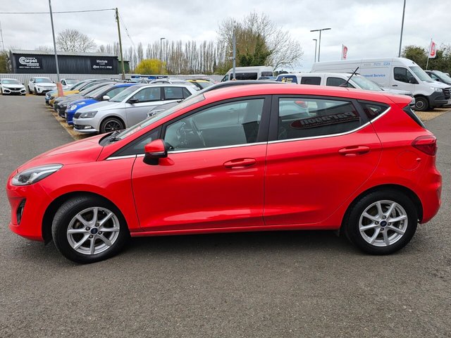 2017 FORD FIESTA - Photo 6