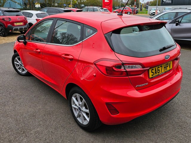 2017 FORD FIESTA - Photo 7