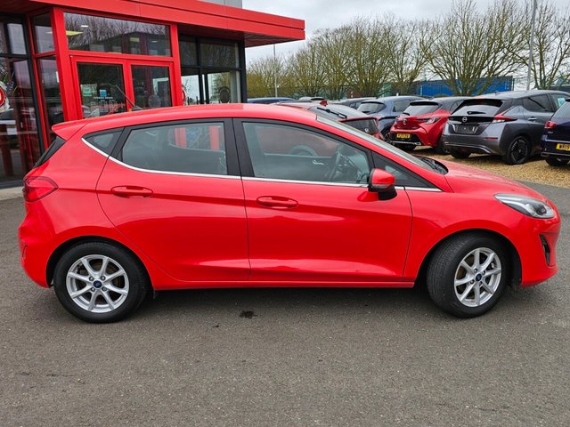 2017 FORD FIESTA - Photo 10