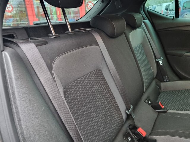 2020 VAUXHALL ASTRA - Photo 9