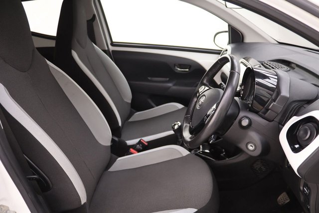 2018 Toyota Aygo 1L X-Press 5dr - Photo 12