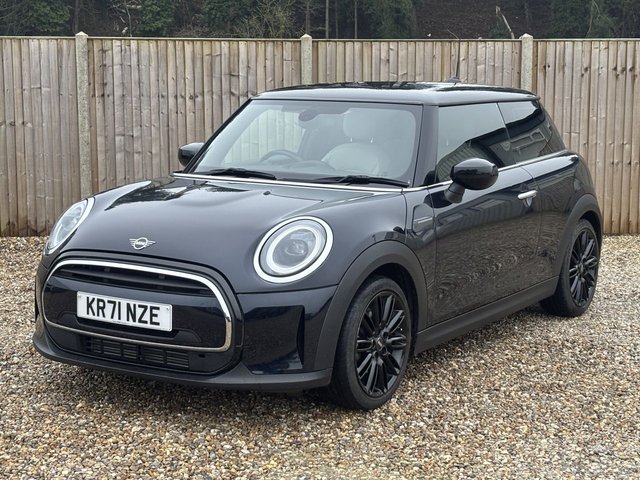 2021 MINI HATCH