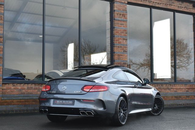 2020 Mercedes-Benz C-Class 4L Amg S 2dr - Photo 2