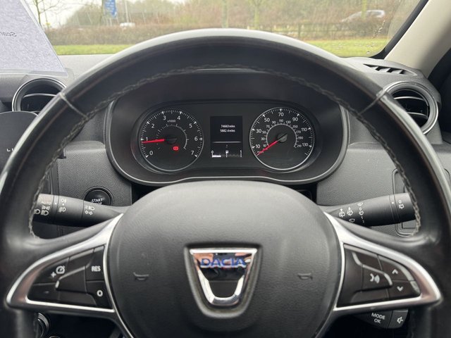 2019 DACIA DUSTER - Photo 12