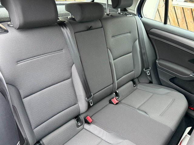 2019 Volkswagen Golf 1.6L SE Nav 5dr - Photo 7
