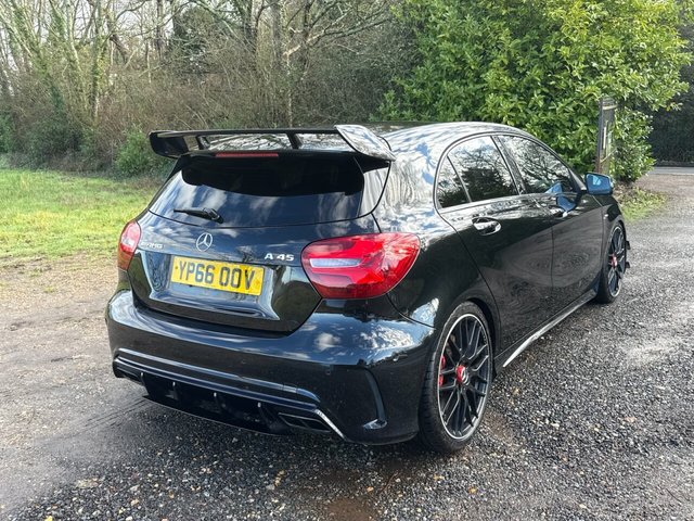 2016 MERCEDES-BENZ A-CLASS 2016 2.0 A45 AMG (Premium) Hatchback 5dr Petrol SpdS DCT 4MATIC Euro 6 (s/s) (381 ps) - Photo 10
