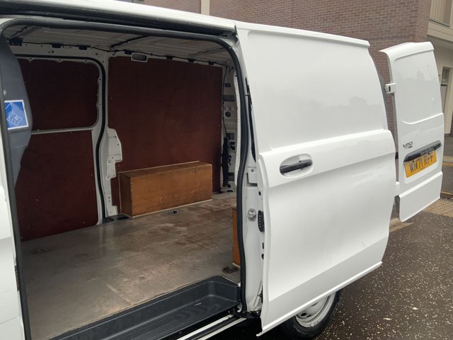 2021 Mercedes-Benz Vito 2L Progressive 5dr - Photo 12