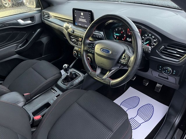 2019 FORD FOCUS 1.5 EcoBlue ST-Line Hatchback 5dr Diesel Manual Euro 6 (s/s) (120 ps) - Photo 12