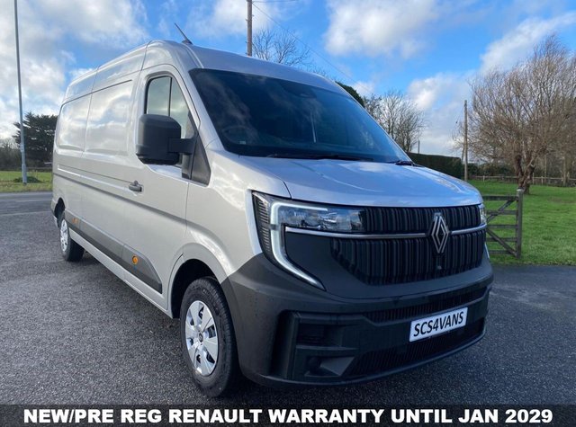 2026 RENAULT MASTER