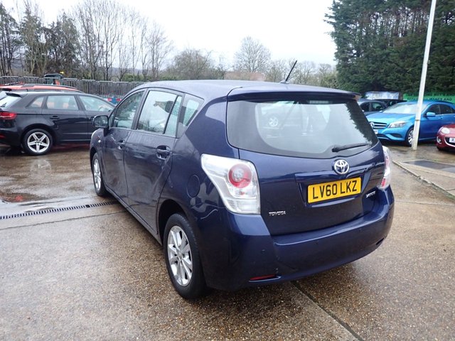 2010 TOYOTA VERSO - Photo 5