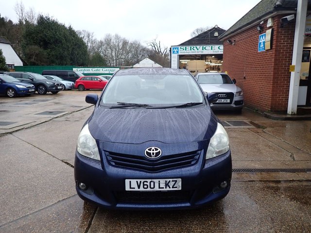 2010 TOYOTA VERSO - Photo 8