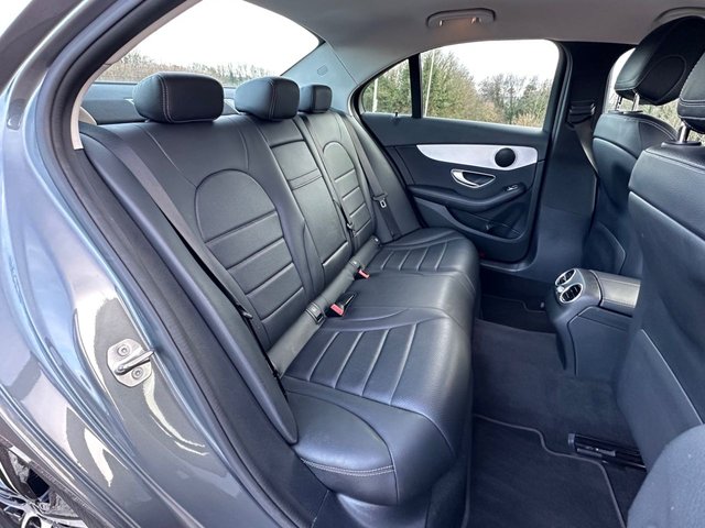 2018 MERCEDES-BENZ C-CLASS 1.5 C200 MHEV EQ Boost Sport (Premium) Saloon 4dr Petrol G-Tronic+ Euro 6 (s/s) (198 ps) - Photo 8