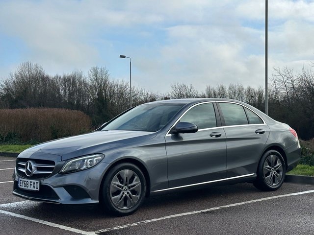 2018 MERCEDES-BENZ C-CLASS 1.5 C200 MHEV EQ Boost Sport (Premium) Saloon 4dr Petrol G-Tronic+ Euro 6 (s/s) (198 ps) - Photo 9