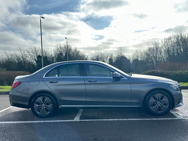 2018 MERCEDES-BENZ C-CLASS 1.5 C200 MHEV EQ Boost Sport (Premium) Saloon 4dr Petrol G-Tronic+ Euro 6 (s/s) (198 ps) - Photo 11