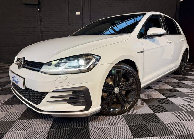 2017 VOLKSWAGEN GOLF