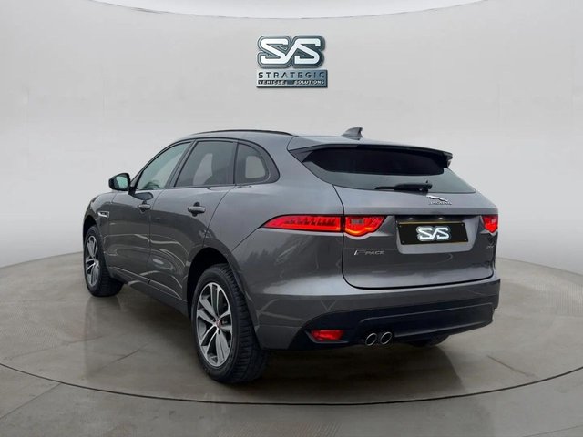 2017 Jaguar F-Pace 2L R-Sport 5dr - Photo 6