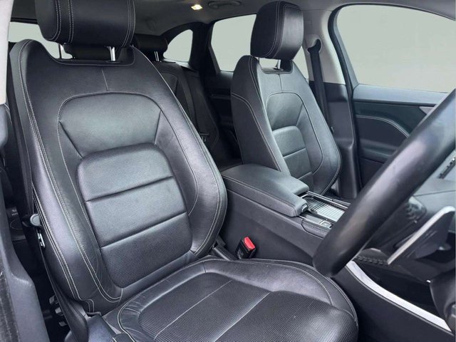 2017 Jaguar F-Pace 2L R-Sport 5dr - Photo 10