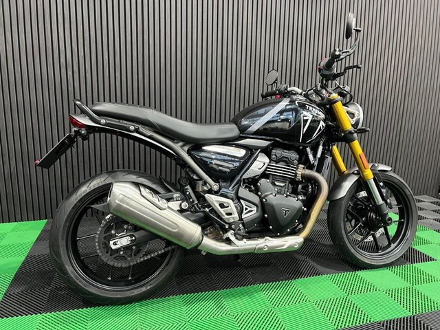 View our TRIUMPH SPEED 400