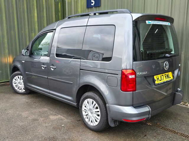 2017 VOLKSWAGEN CADDY LIFE - Photo 2
