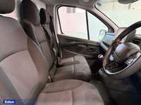 USED 2024 74 RENAULT TRAFIC 2.0 dCi Blue LL30 Advance Panel Van 5dr Diesel Manual L2 H1 Euro 6 (s/s) (130 ps) RENAULT WARRANTY 2027