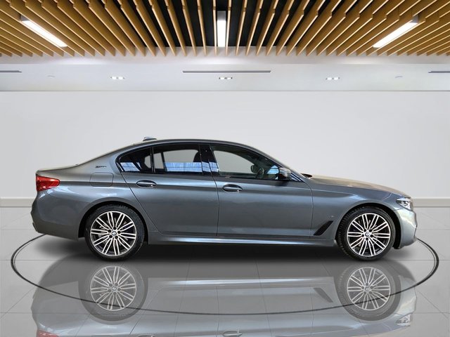 2018 BMW 5 Series 2L M Sport 4dr - Photo 8