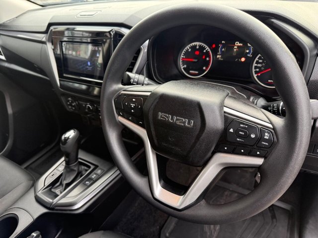 2023 ISUZU D-MAX - Photo 12