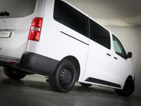 USED 2022 72 VAUXHALL Vivaro Life Electric 50kWh Combi MPV 5dr Electric Auto LWB (9 Seat, 11kW Charger) (136 ps) **9 SEATER AUTOMATIC**LWB