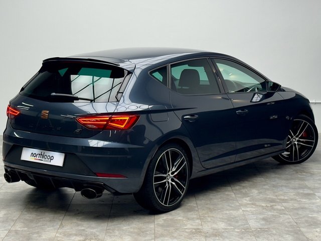 2018 Seat Leon 2L Cupra 290 Lux 5dr - Photo 2