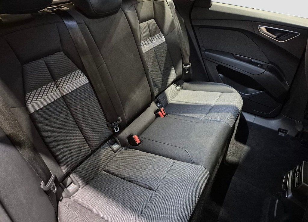 USED 2022 22 AUDI Q4 E-TRON 35 Sport SUV 5dr Electric Auto 55kWh (170 ps) 