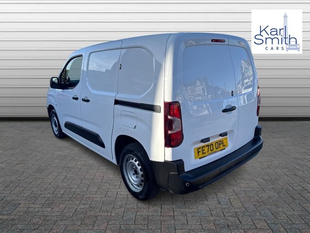 2020 Vauxhall Combo 1.5L Edition 4dr - Photo 6