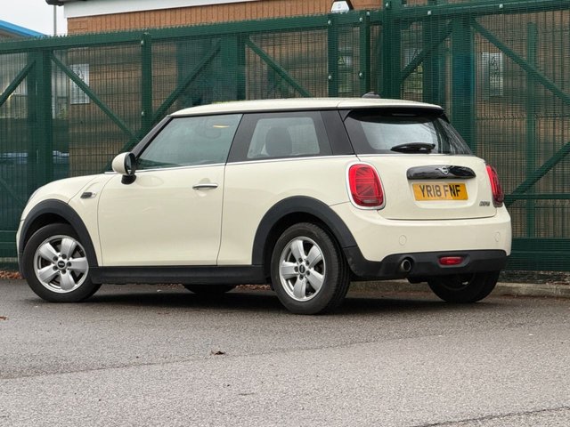 2018 MINI HATCH 1.5 Cooper Hatchback 3dr Petrol Manual Euro 6 (s/s) (136 ps) - Photo 4