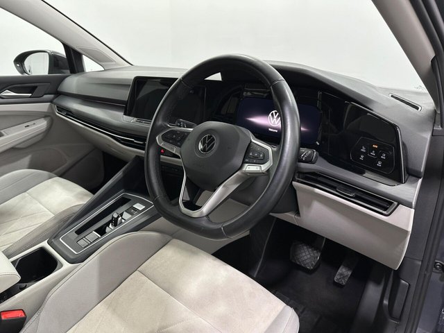 2021 Volkswagen Golf - Photo 10