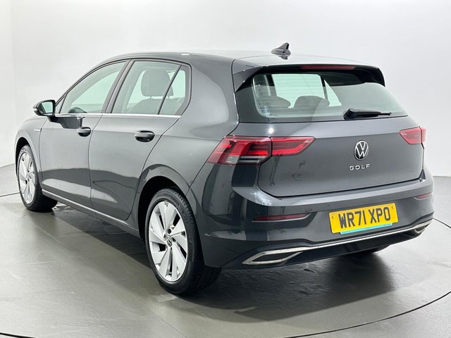 2021 Volkswagen Golf - Photo 6