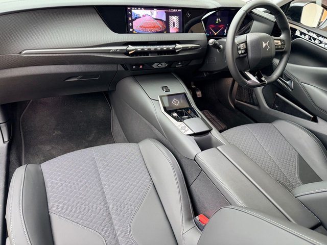 View our DS AUTOMOBILES DS 4