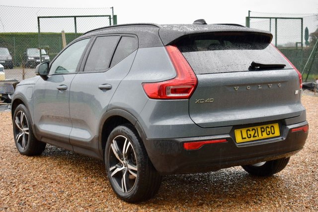 2021 VOLVO XC40 1.5h T5 Twin Engine Recharge 10.7kWh R-Design SUV 5dr Petrol Plug-in Hybrid Auto Euro 6 (s/s) (262 ps) - Photo 9