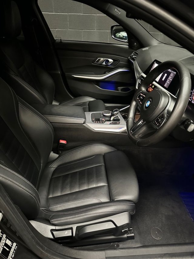 2020 BMW 3 SERIES - Photo 6