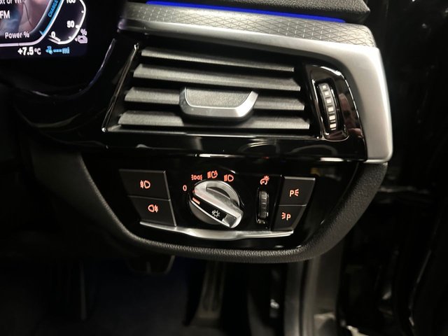 2019 BMW 5 SERIES - Photo 5