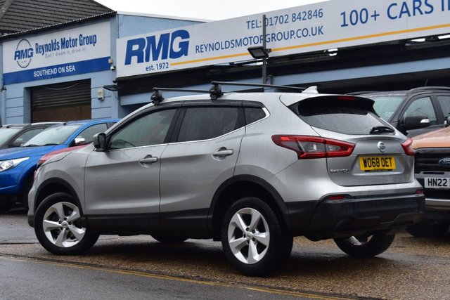 View our NISSAN QASHQAI