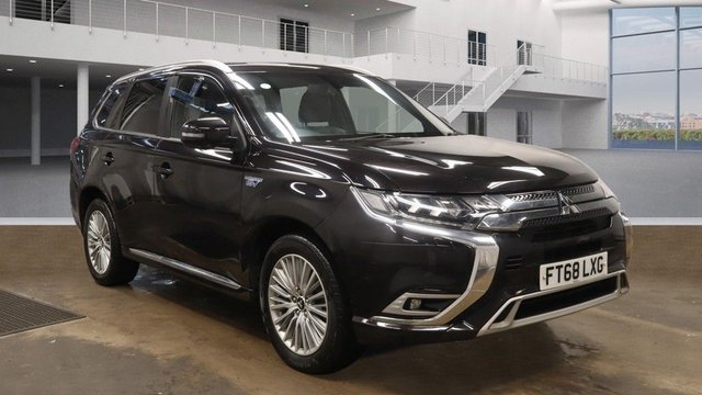 2018 Mitsubishi Outlander 2.4h TwinMotor 13.8kWh 4h SUV 5dr Petrol Plug-in Hybrid CVT 4WD Euro 6 (s/s) (209 ps) photo