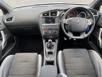 USED 2018 68 DS AUTOMOBILES DS 4 1.2 PureTech Performance Line Hatchback 5dr Petrol Manual Euro 6 (s/s) (130 ps) PANORAMIC ROOF, SAT NAV
