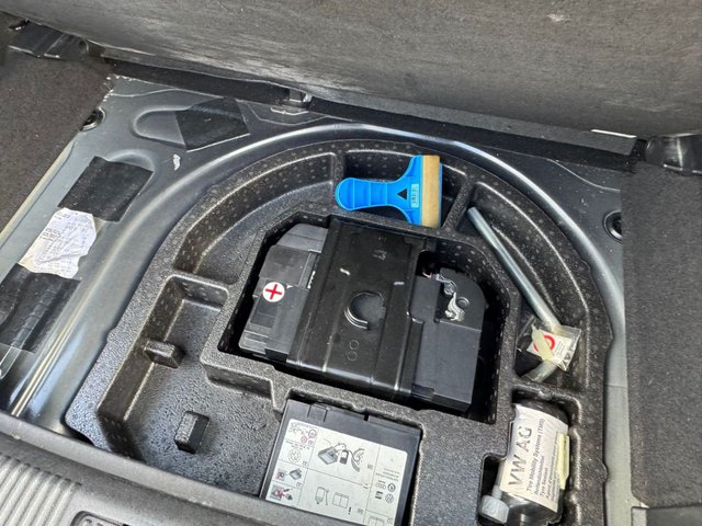 2012 Audi A1 1.4L S Line 3dr - Photo 6